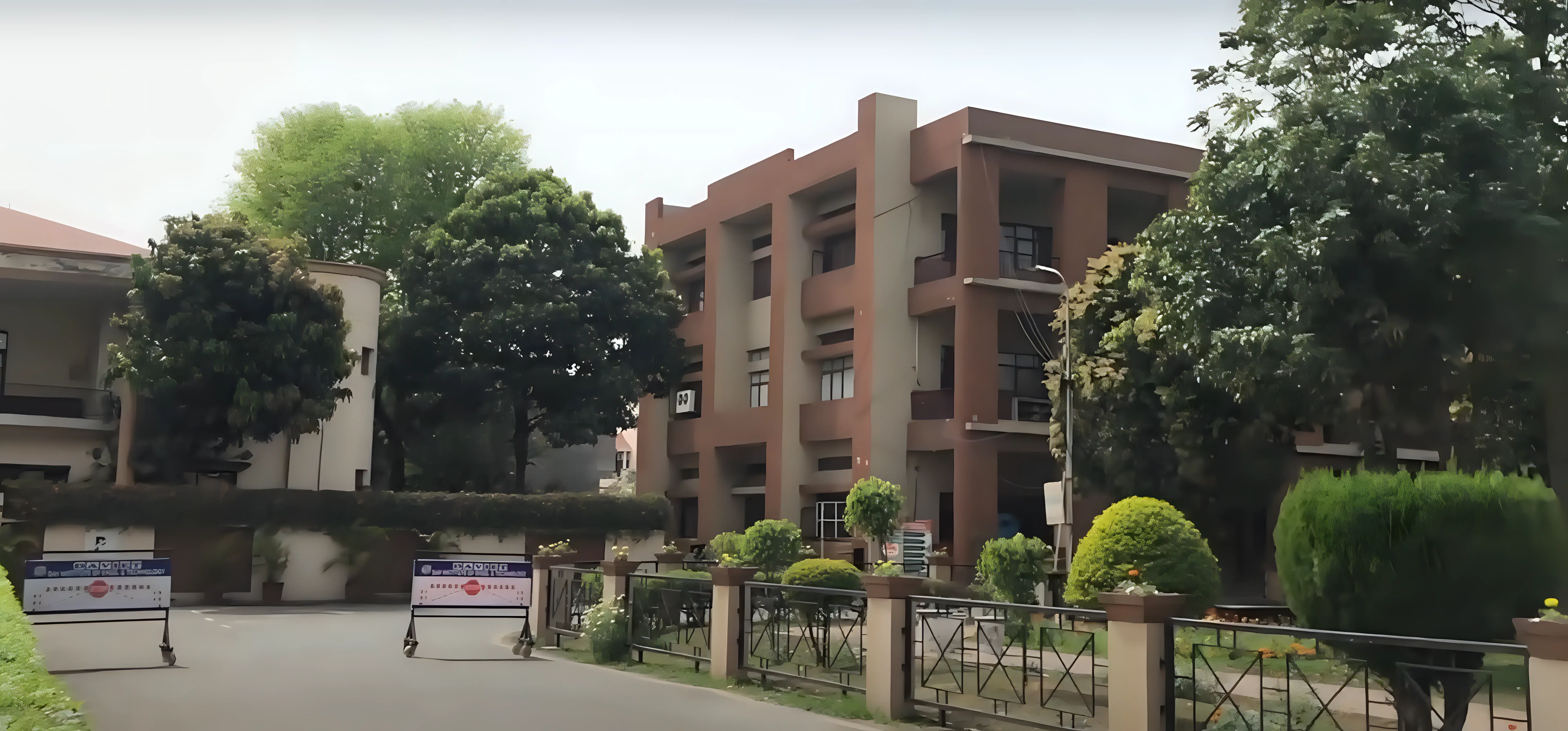 DAV Institute of Engineering and Technology Jalandhar Academic Infrastructure photo 1